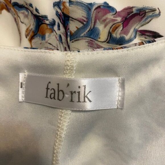 Fab'rik White Leaf Print Silk Blend bell sleeves dress, size L - Picture 5 of 6